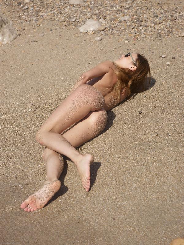 Ksenia plage nudiste #18